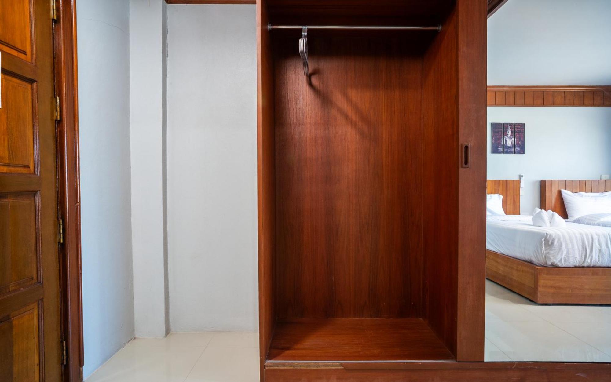 Gp House Phuket Patong Beach ภายนอก รูปภาพ