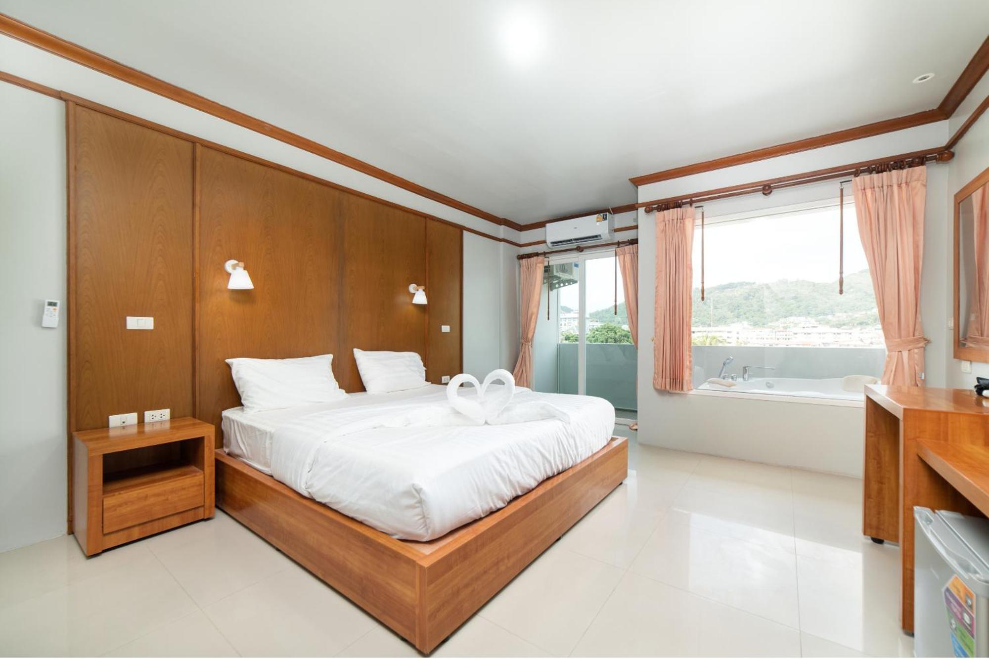 Gp House Phuket Patong Beach ภายนอก รูปภาพ